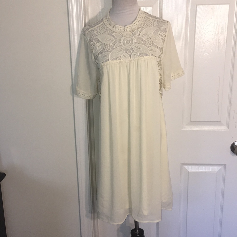 Entro Crochet Lace Detailed Dress Large
